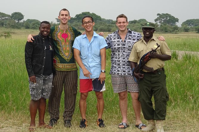 5 Days gorillas and Lion Tour in Uganda - What it feels like on the ground: pace, group size, and stamina