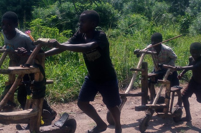 7 Days Fort Portal Culture Tour Western Uganda - Western Rift Valley culture: hot springs, Pygmies, and staged dance