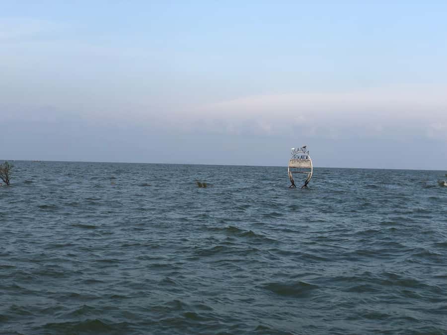 Entebbe: Equatar Line Tour & Victoria Lake Sunset Boat Ride - The guides and boat experience, what makes it feel personal