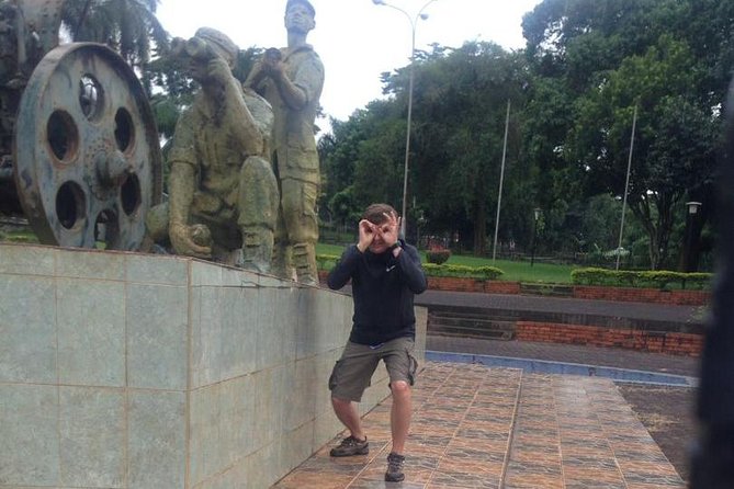 Entebbe Walking Tour (3 Hours) with Zoo and Botanical Gardens Options - Botanical Gardens or Lake Victoria Beach: Choose Your Half-Day Mood