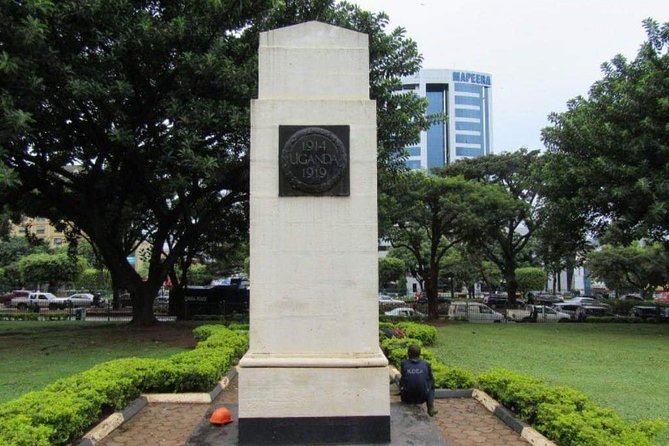 Free Female Guided Walking Tours Kampala (3 Hours) - Free-feeling Kampala with a female-led mindset