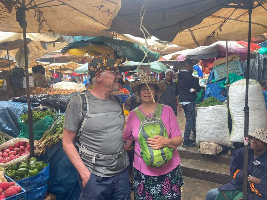 Kampala: City Guided walking sightseeing Tour - Old Taxi Park and matatus: learning the city by watching the flow