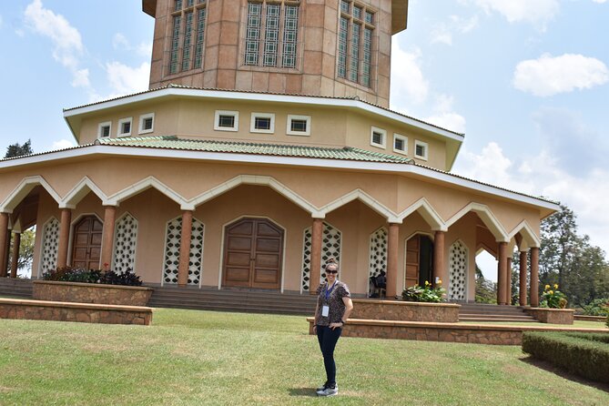 Kampala City Tour - Half Day - Nakasero Market: spices, textiles, and a smart cultural mix