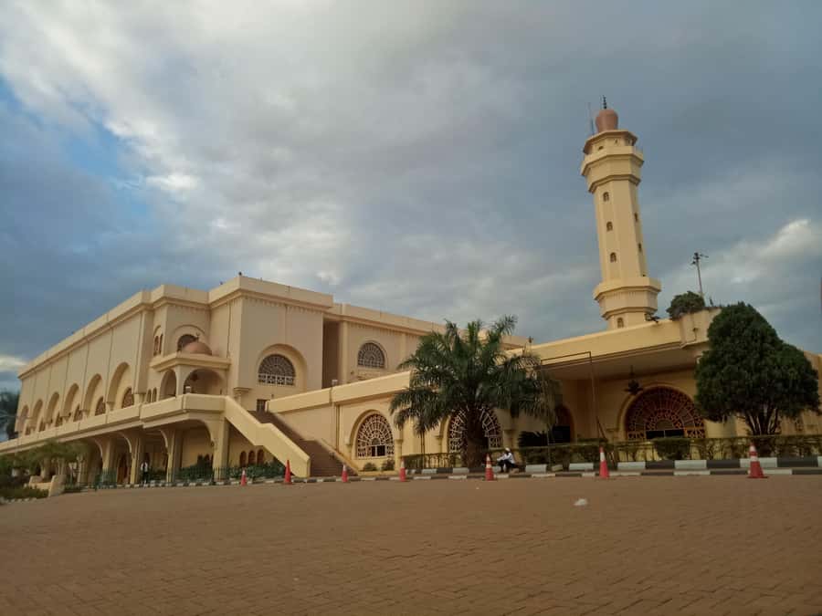 Kampala: Luxury City Tour with Hotel Pickup and Drop-Off - Uganda Museum: Artifacts That Put Kampala and Uganda in Order