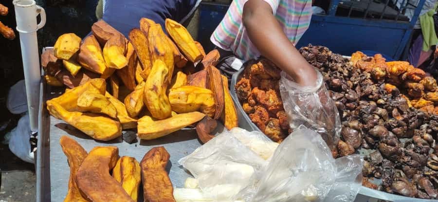 Kampala: Three-Hour Food Tour - Kamwokya market: fruit tastings and snack sampling that feel local