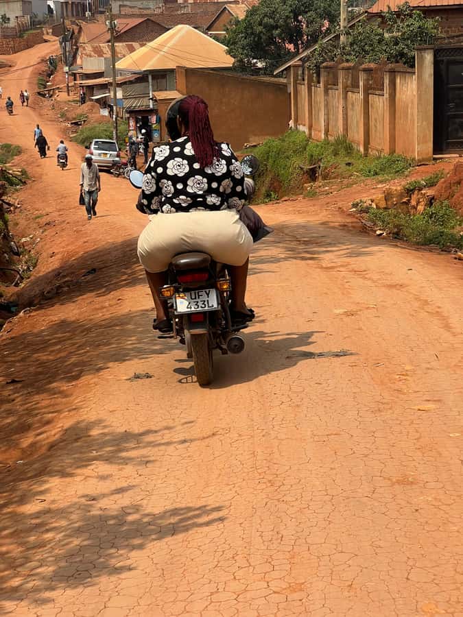 The best Kampala walking experience tour - Rolex snack time, plus how to avoid a small disappointment