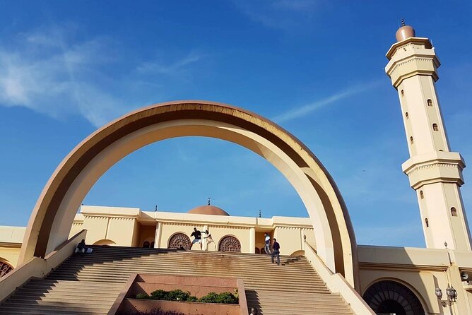 Tombs, King’s palace & Gaddafi mosque walk (Airpals Safaris tour) - Kabaka’s Palace: Buganda kingdom symbols plus the hard history of Idi Amin